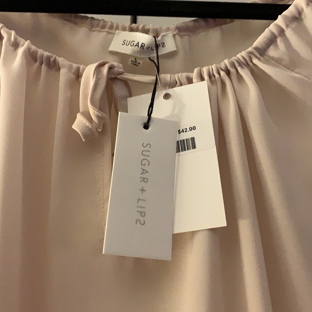 Unique Cream Color Top - Large - Picture 3 of 4